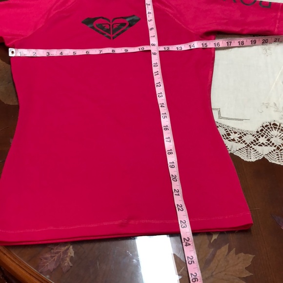 Roxy Rash Guard surfing top - Picture 7 of 7